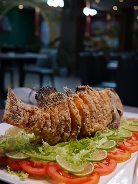 Imagen 1 de 3 de la oferta de Cosmos Cuisine